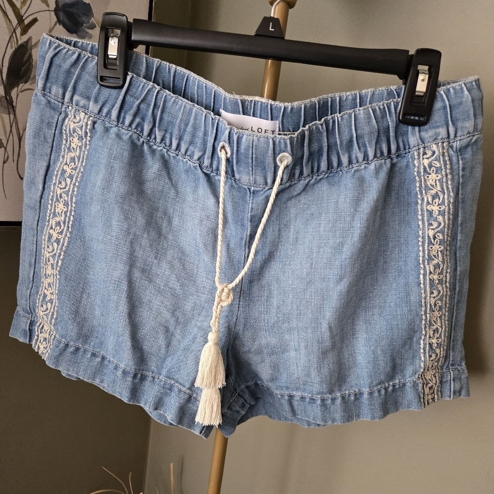 Loft Denim Shorts sz 27/4